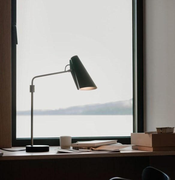 Birdy Swing Table Lamp