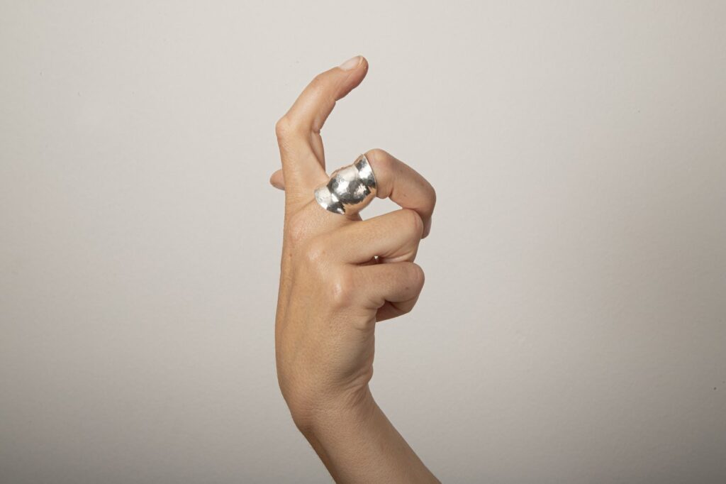Bold ring