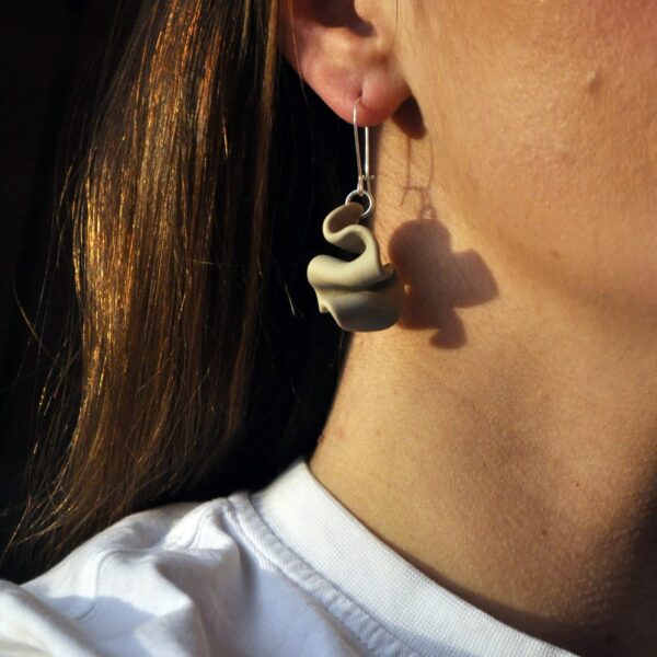 Gravity Shape Earrings, Helle Lie Jakobsen - Bilde 4