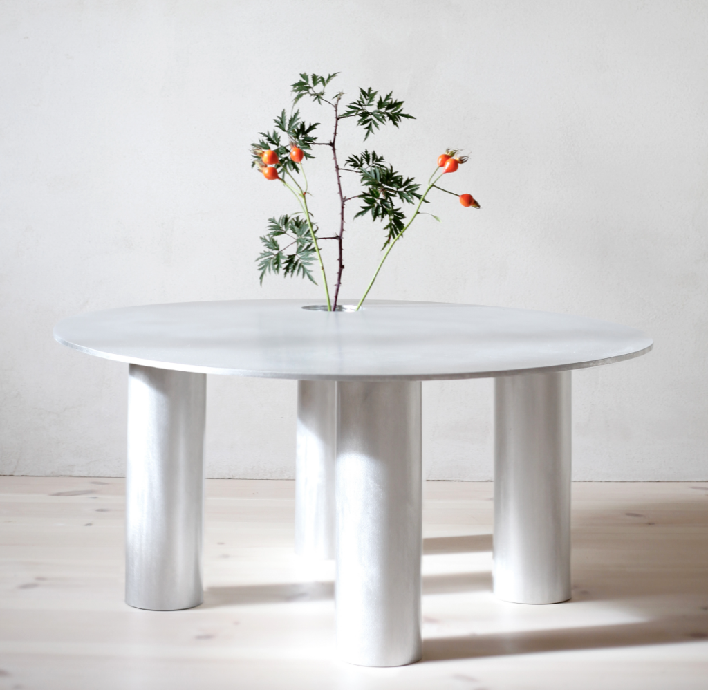 Vase Sofa Table, Petersen &amp; Gottelier