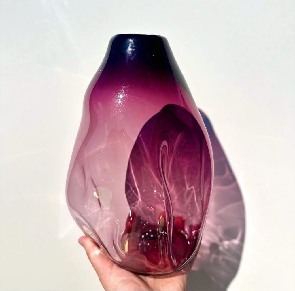 Berry Vase, Sigrid Rostad