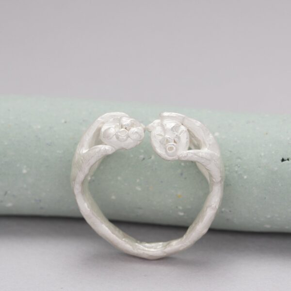 Long Distance – Ring, Ying Chu - Bilde 6