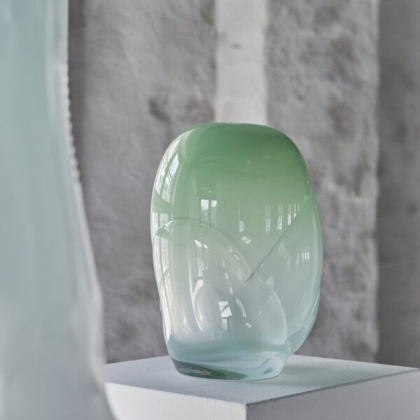 The Eye of the Glacier - Bilde 5