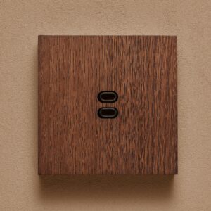 KLOSS USB C+C Kvadrat - Varm Eik