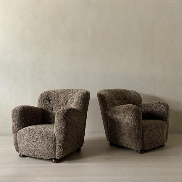 A Pair of Lounge Chairs in Sheepskin, c. 1940s