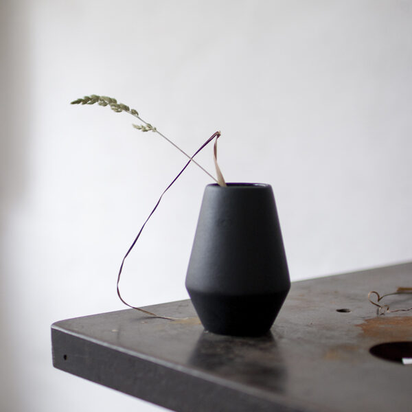 Dia Vase