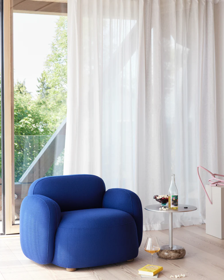 Gem lounge chair w/armrest