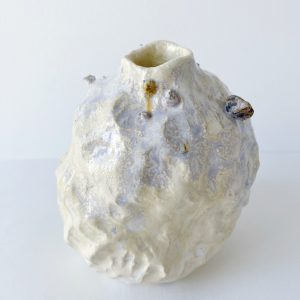 Liten vase med blått / Small vase with blue