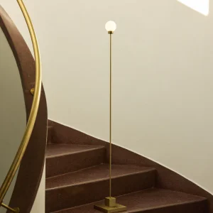 Snowball portable floor lamp