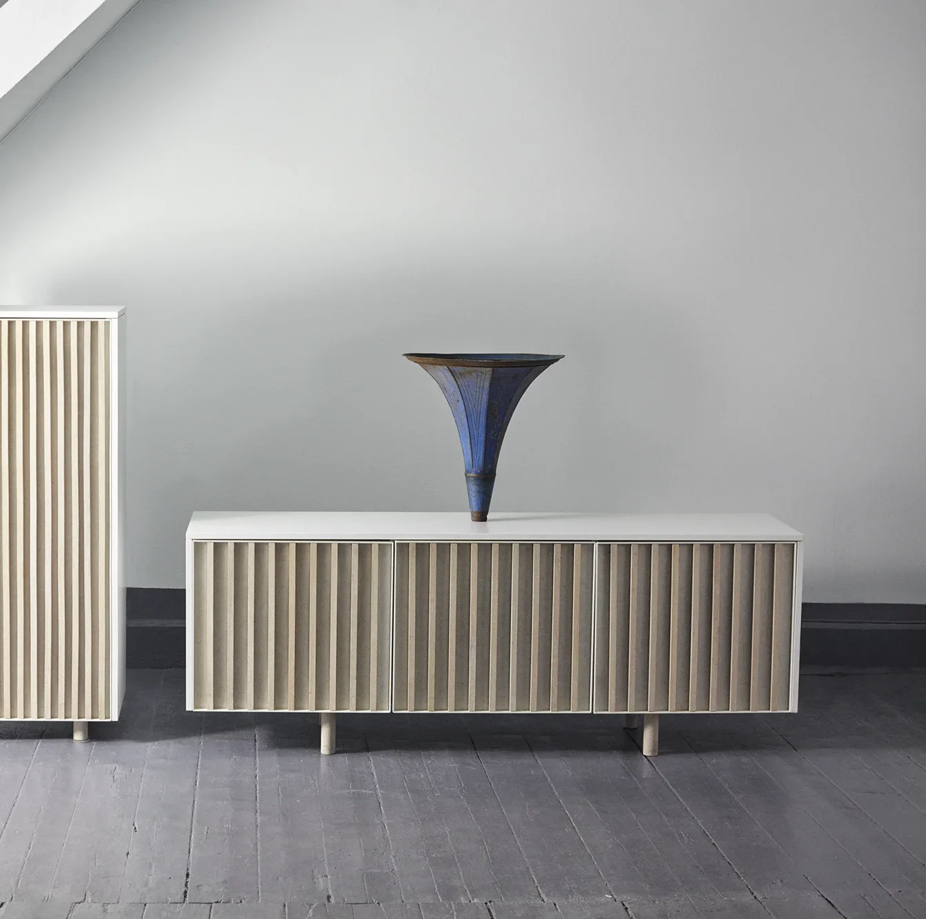 dB Silent Sideboard, White
