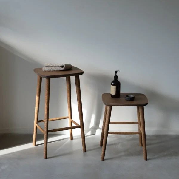 Non stool av ygg og lyng