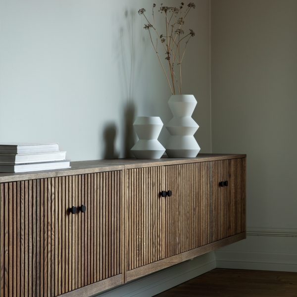 Dis sideboard wall