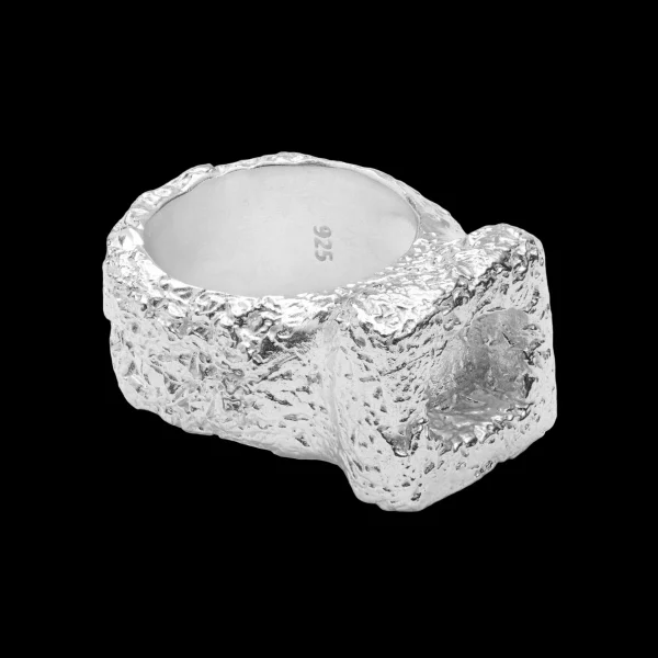 RIGID SQUARE ring