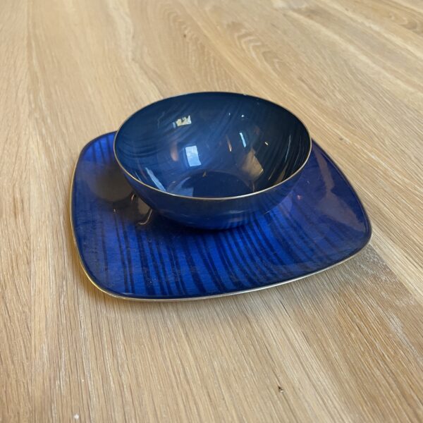 Strek vintage fat og liten bolle