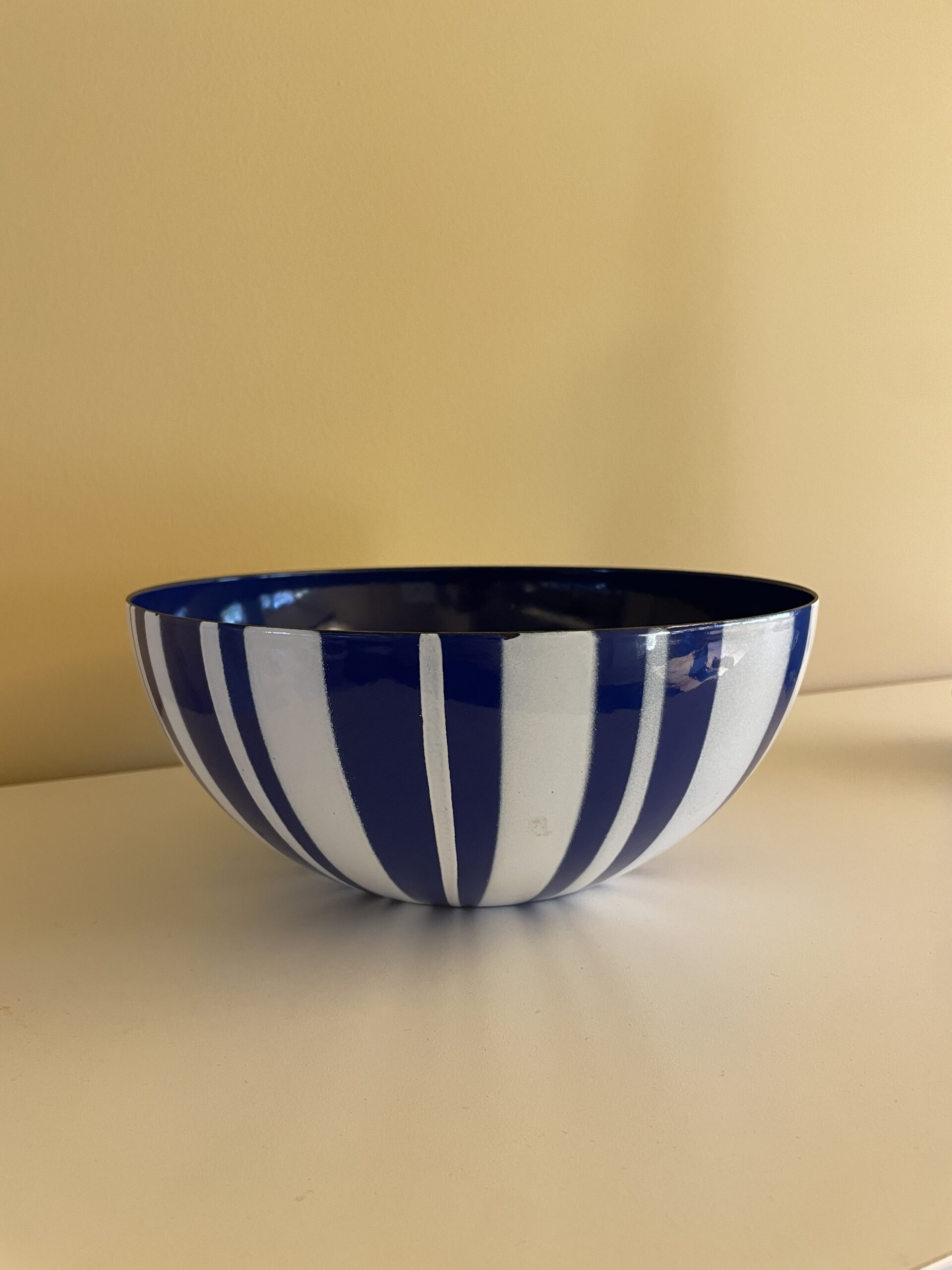 “Stripes” bolle