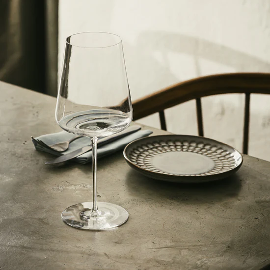 ICON Universal Red vinglass