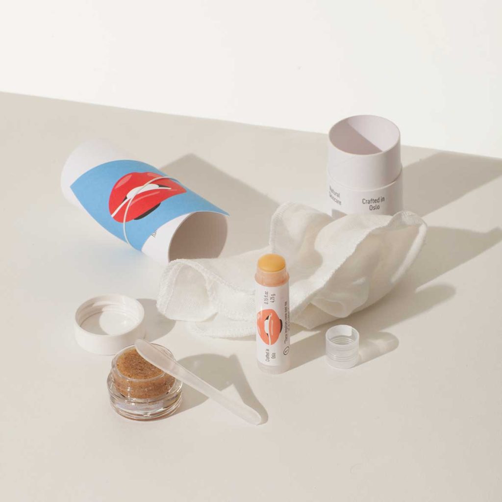 Lip saving kit by NYKR