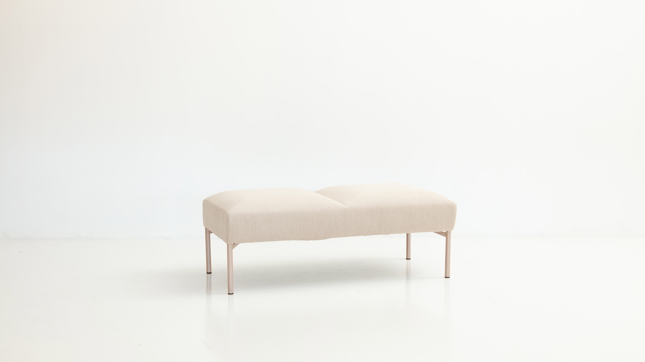 Lobby sofa puff