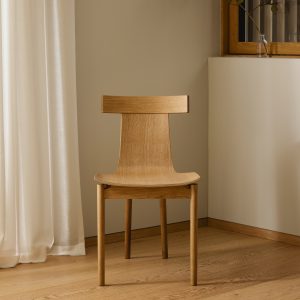 Iden spisestol fra ygg og lyng