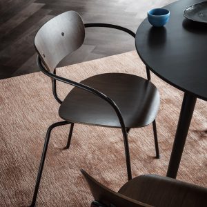 Pavilion AV2 Chair with armrests, designed by Anderssen & Voll for &Tradition