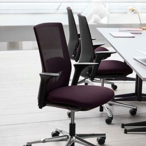 HÅG HÅG Futu mesh 1100-S burgundy office chairs with mesh backs and fabric seats arranged around white conference table