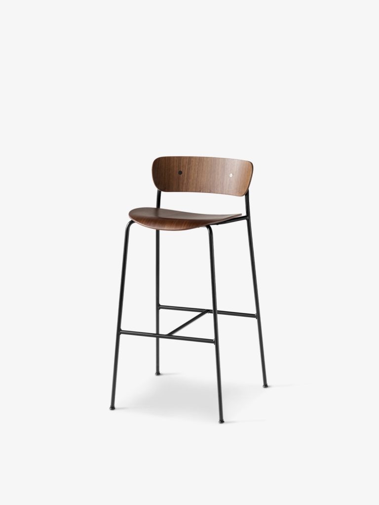 Pavilion AV9 bar stool from &Tradition, designed by Anderssen & Voll