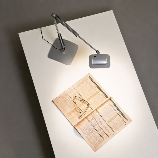 Luxo Split desk lamp – lifestyle photo on office desk Luxo Split desk lamp - lifestyle photo on office desk