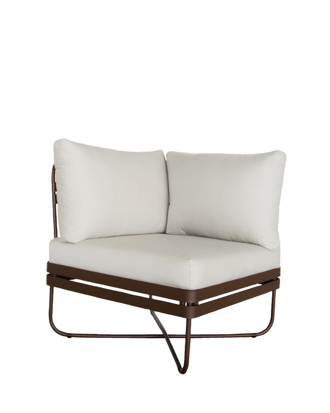 Ygg & Lyng Bris outdoor sofa corner module with Earth Brown frame / Cerdaline Nature cushion – studio photo on white background