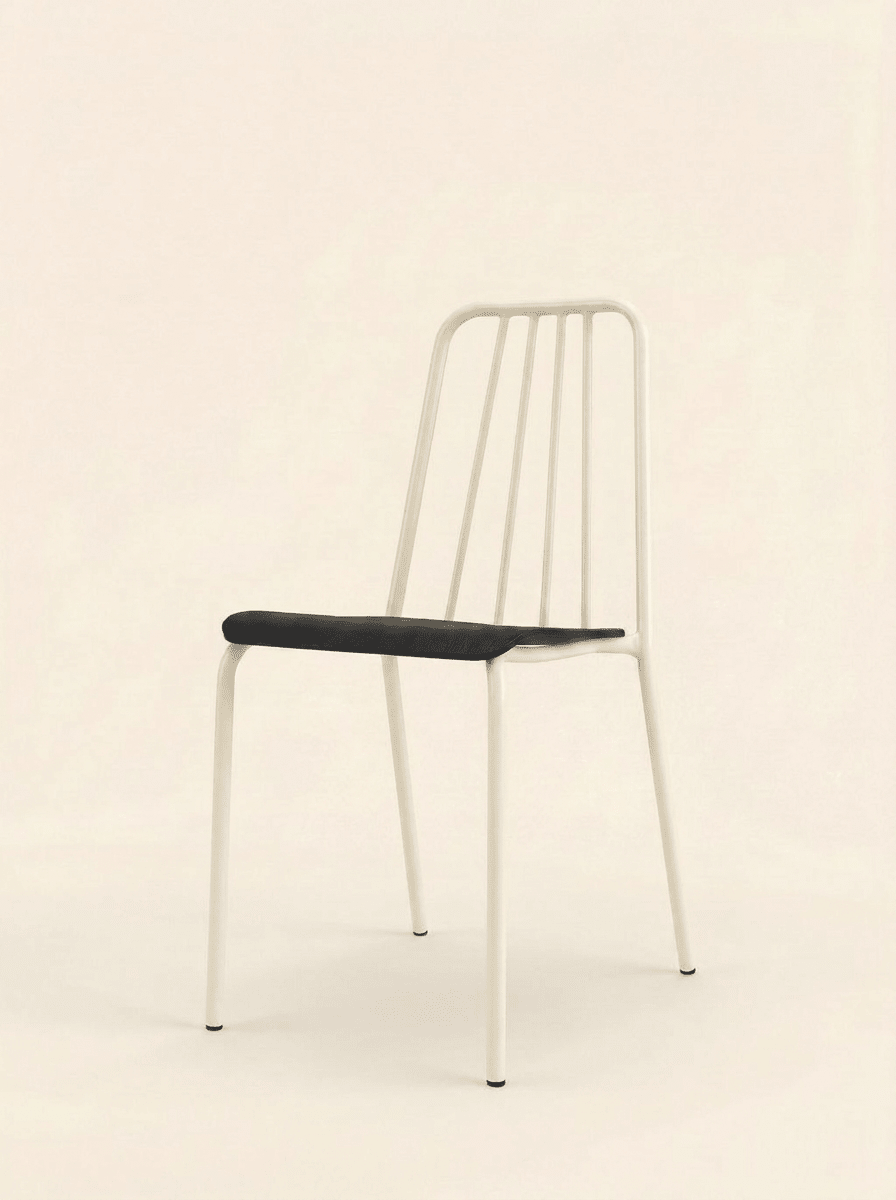 Grorud Outdoor stacking chair in White – studio photo on white background